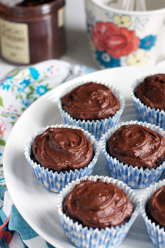 13.08.2013-chocolate-cupcakes