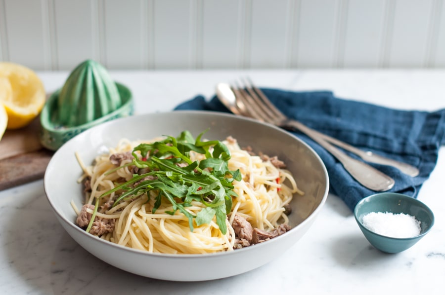 Spaghetti with Tuna, Chilli, Rocket & Lemon in bowl