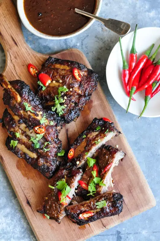 sticky chinese pork ribs with chopped chillies