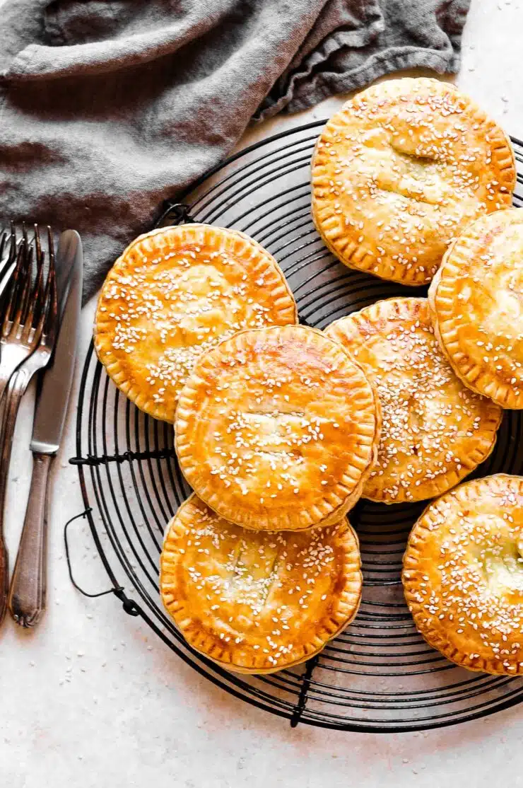 vietnamese meat pies pate so on wire rack
