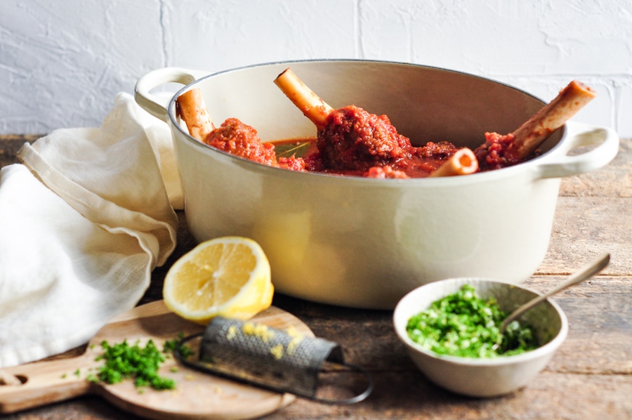 slow cooked lamb shanks red wine with fresh lemon and parsley