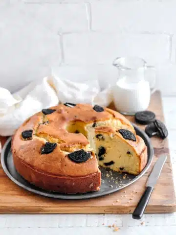 cookies and cream cake on metal tray