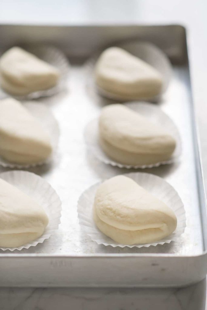 bao buns on baking tray
