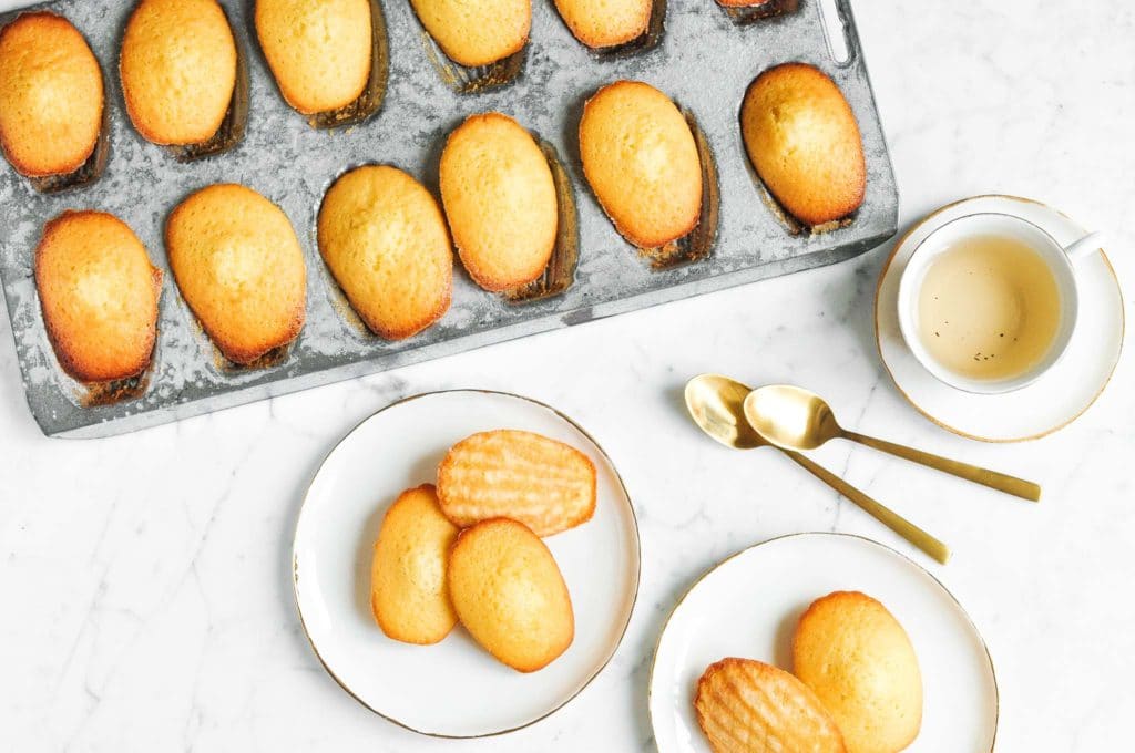 madeleines in pan