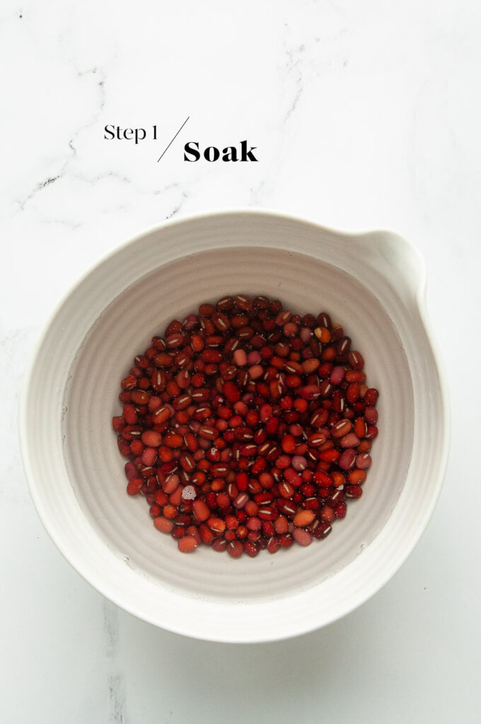 soaking azuki beans in water