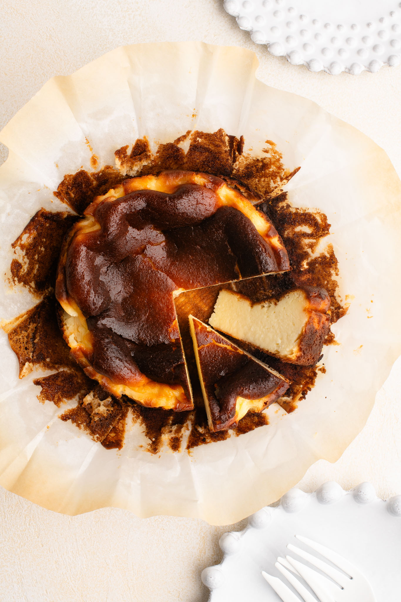 basque cheesecake with baking paper