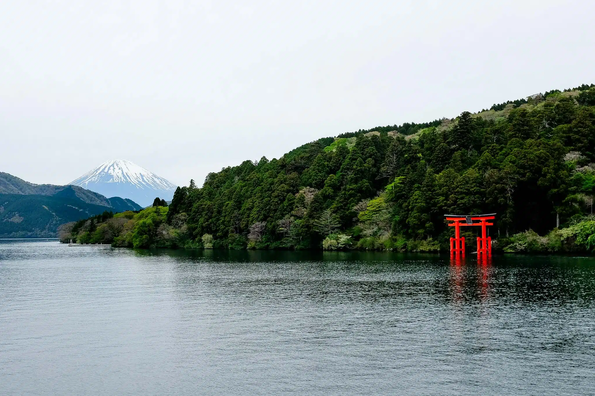 mount fuji from lake ashi and hakone shrine